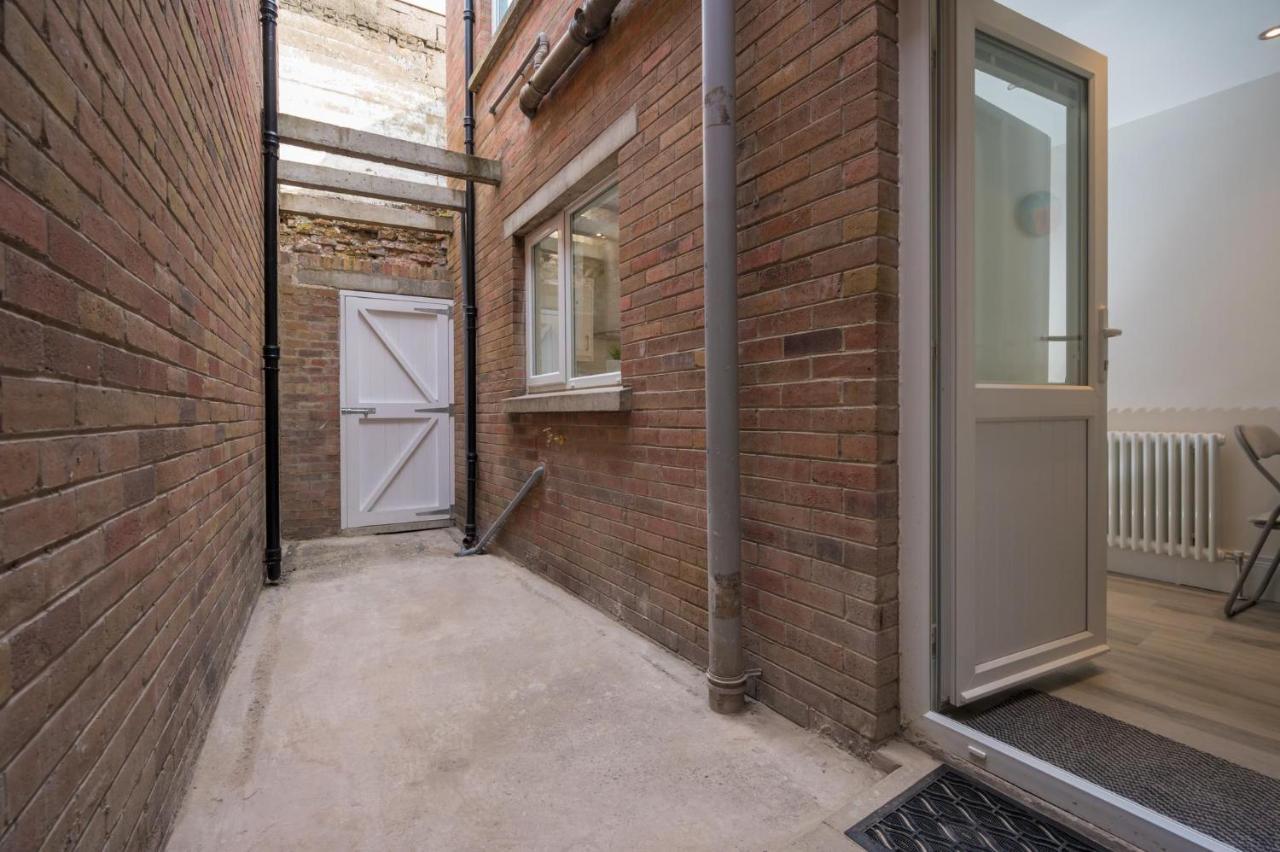 Central Belfast Apartments: Georgian House Екстер'єр фото